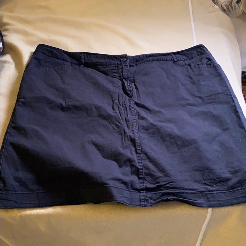 Short skirt